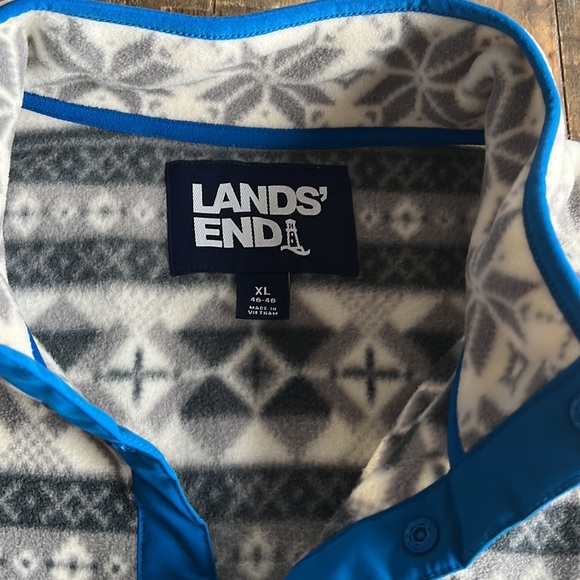 Lands’ End FLEECE XL(46-48) 3 Button Pullover - Picture 3 of 9